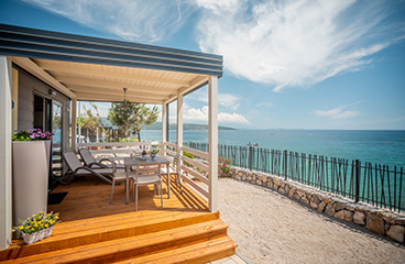 Lungomare Chalet for 2+1 with a beautiful sea view